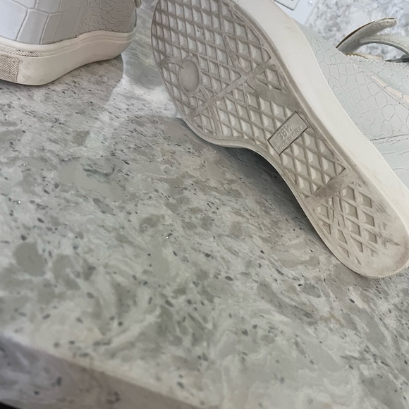 Authentic Giuseppe Zanotti white and gold High Top Sneakers Size 38.5 . - Picture 14 of 16